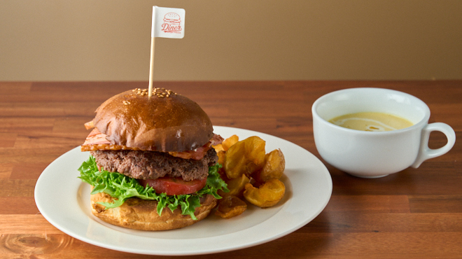 BurgerPOLICE DINER メインビジュアル1